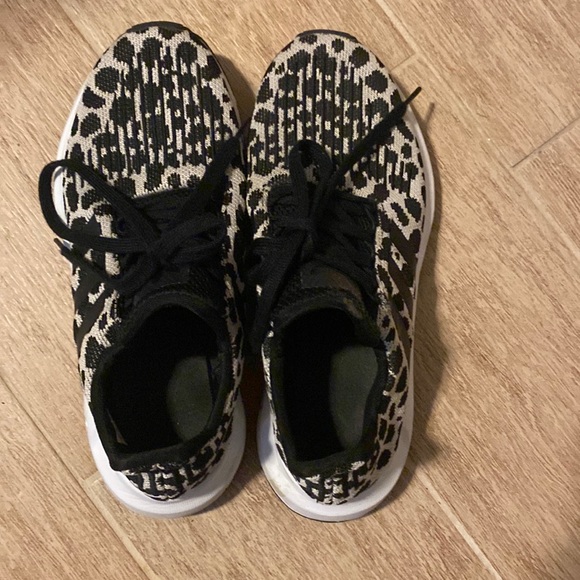 adidas Shoes Cheetah Print Addiss Tennis Shoes Poshmark